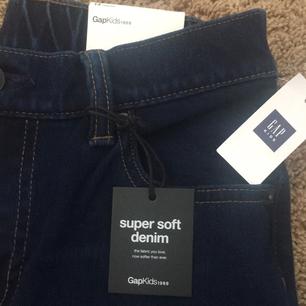 “Gap kids” dark blue jeans, size 14 regular